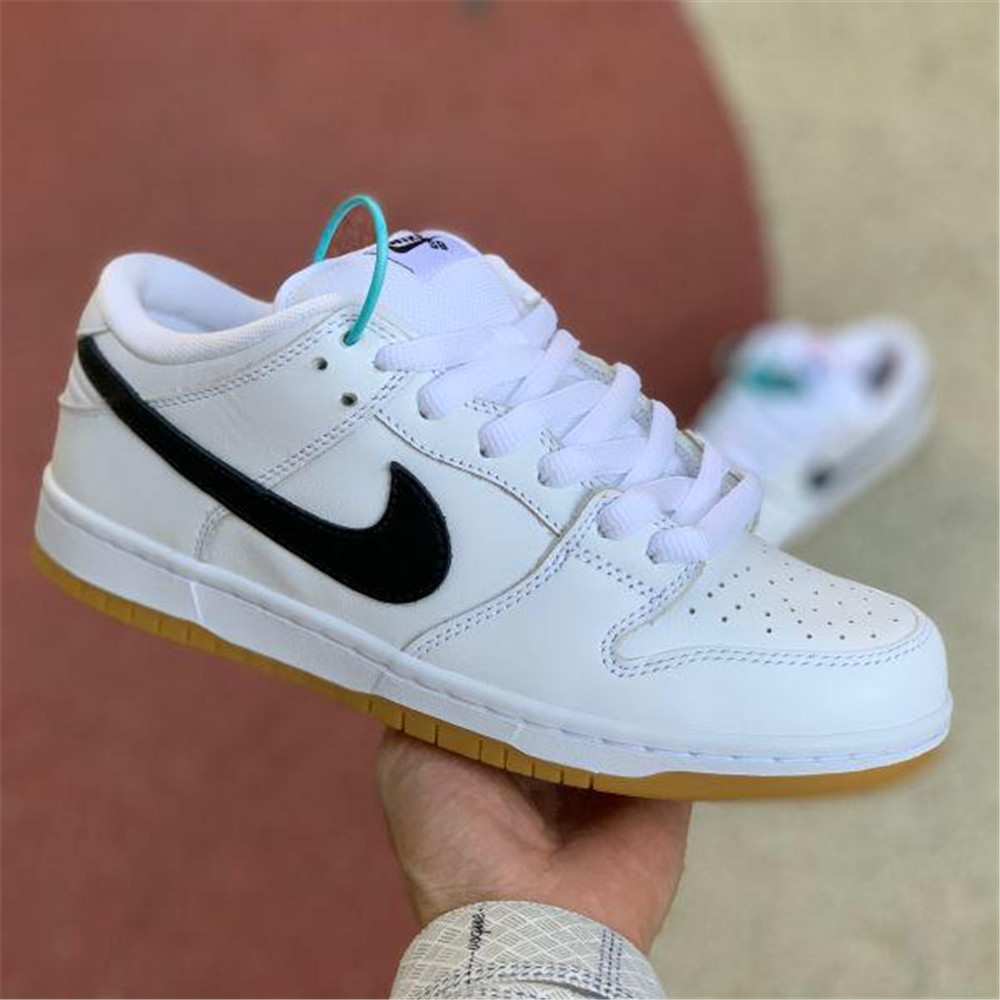 Nike SB Dunk low Low-Top Sneaker - FashionPlug
