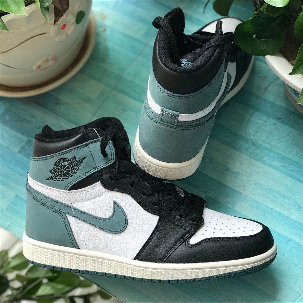 Jordan AJ 1 Retro High Caly Green Sneaker 555088-135 - FashionPlug