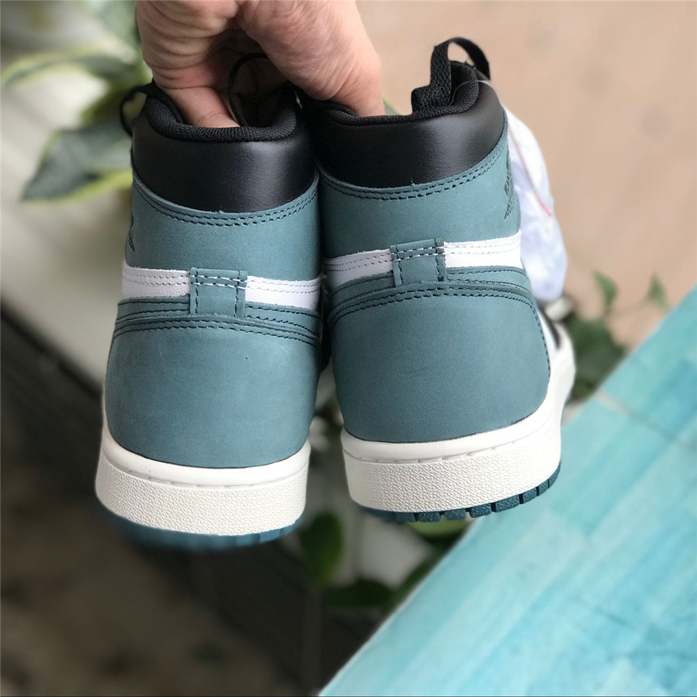 Jordan AJ 1 Retro High Caly Green Sneaker 555088-135 - FashionPlug