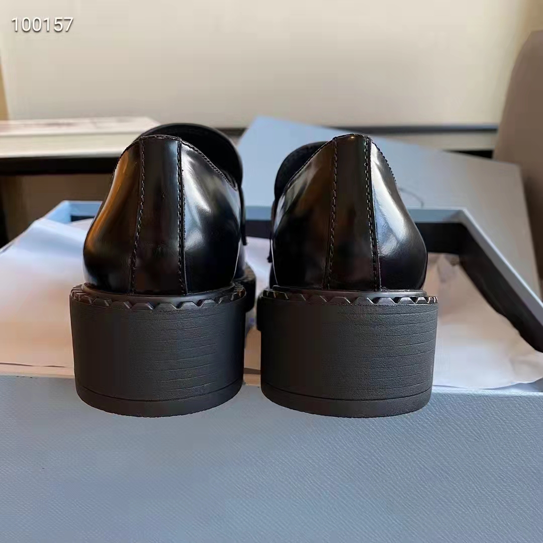Prada Cloudbust Thunder Knit Sneakers - FashionPlug