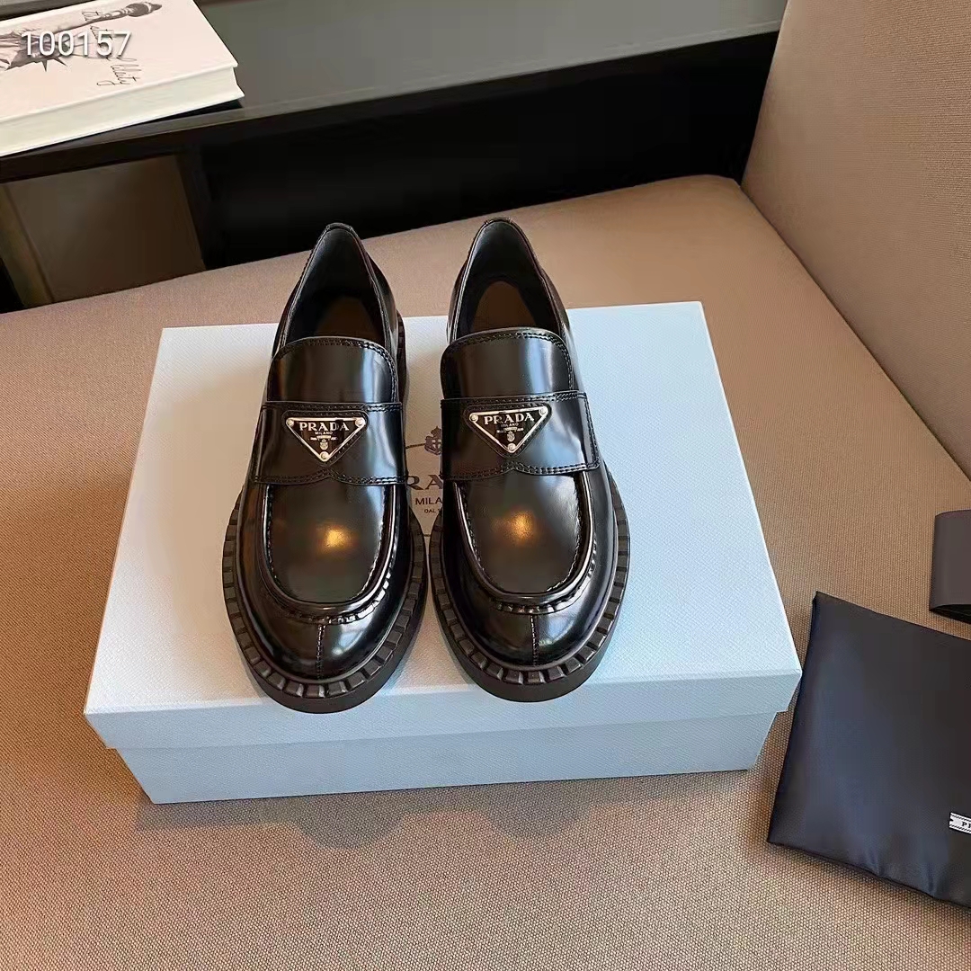 Prada Cloudbust Thunder Knit Sneakers - FashionPlug