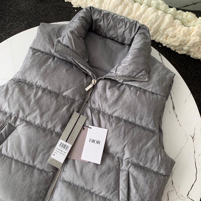 Dior Oblique Down Vest - FashionPlug