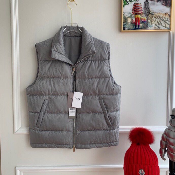 Dior Oblique Down Vest - FashionPlug