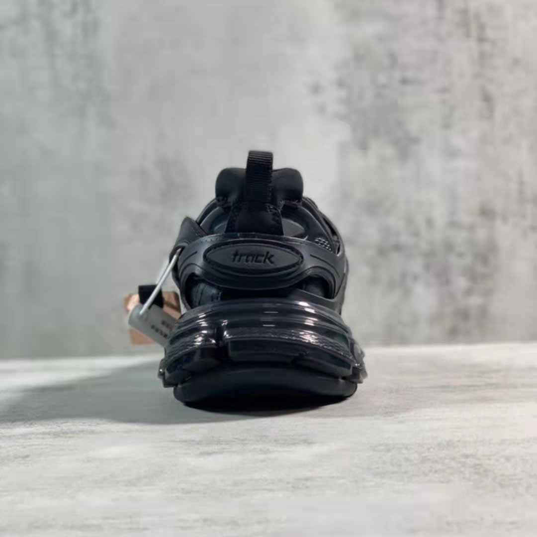 Balenciaga Men's Track Sneaker In Black - FashionPlug