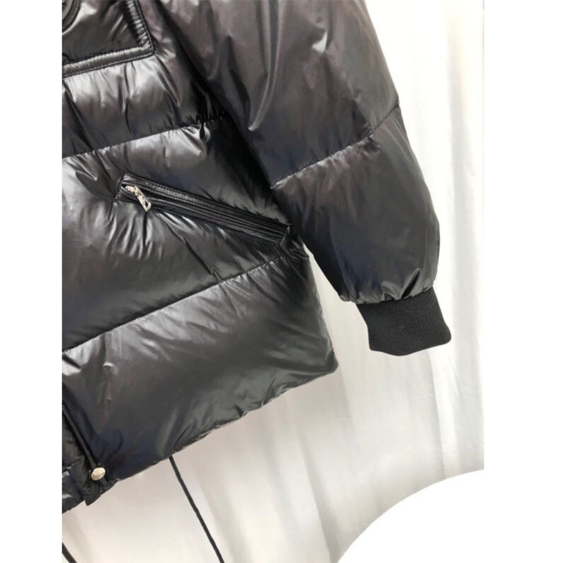 Moncler  Lamentin Short Down Jacket In Black - FashionPlug