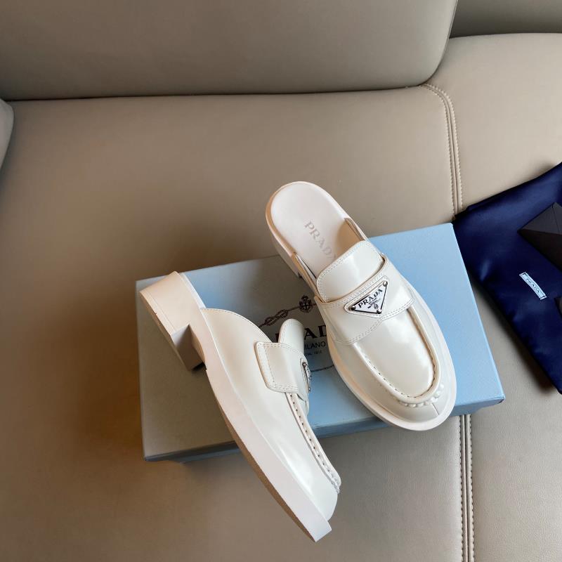 Prada Slides - FashionPlug