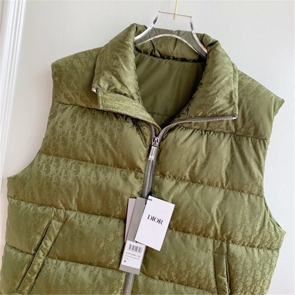 Dior Reflective Down Puffer Jacket With Dior Oblique Print In Silver Grey - FashionPlug