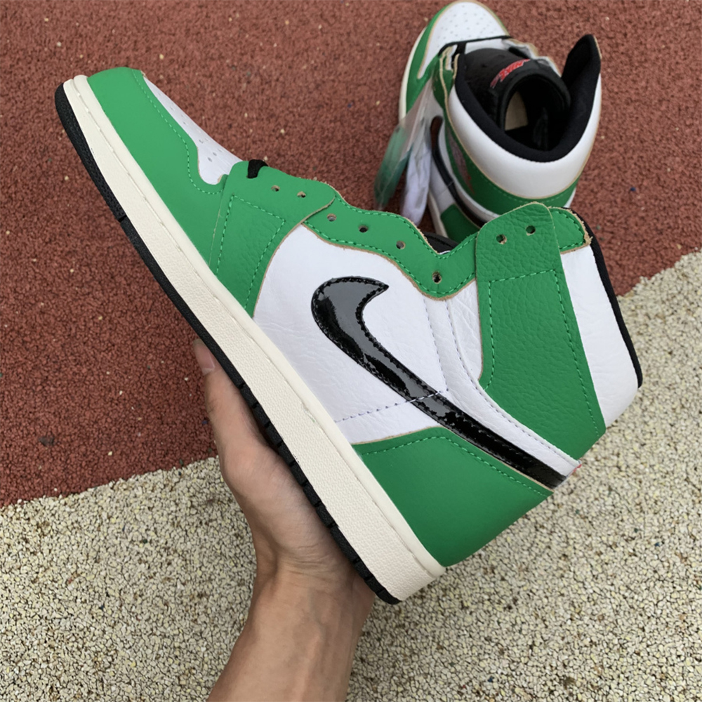 Jordan AJ1 High OG WMNS “Lucky Green” - FashionPlug
