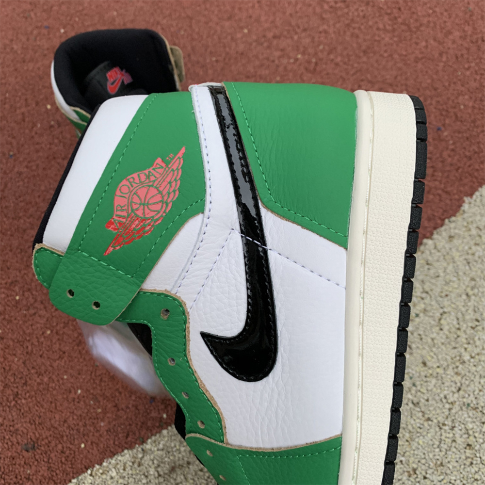 Jordan AJ1 High OG WMNS “Lucky Green” - FashionPlug