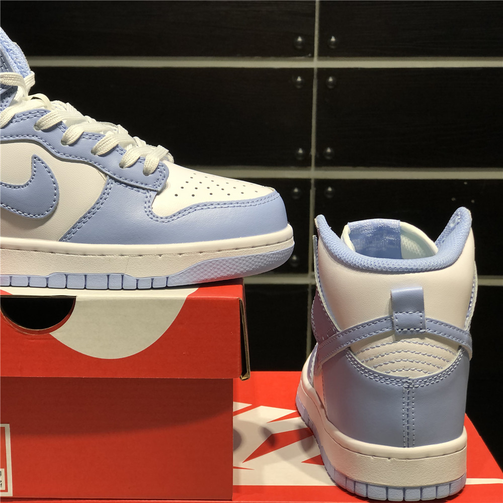 Nike Wmns SB Dunk High Aluminum Sneaker DD1869-107 - FashionPlug
