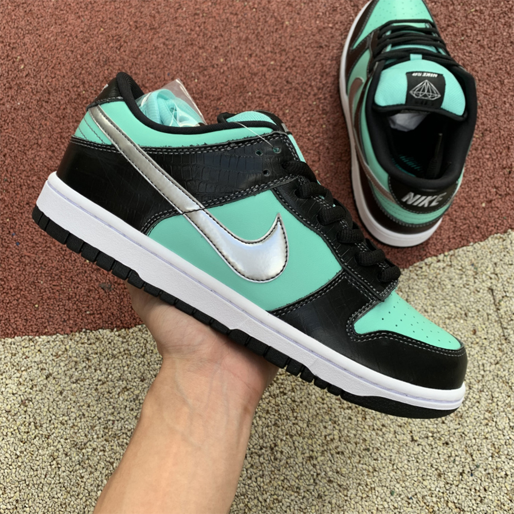 Jordan AJ1 Low top Sneaker - FashionPlug