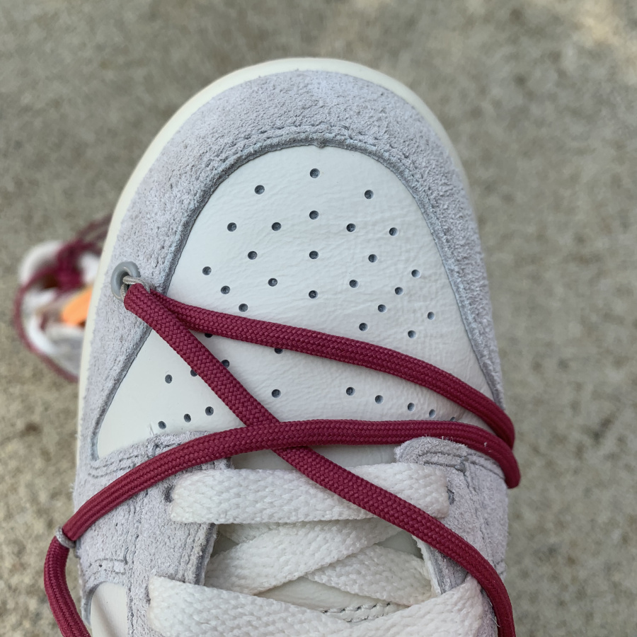 Nike Dunk Low  - FashionPlug