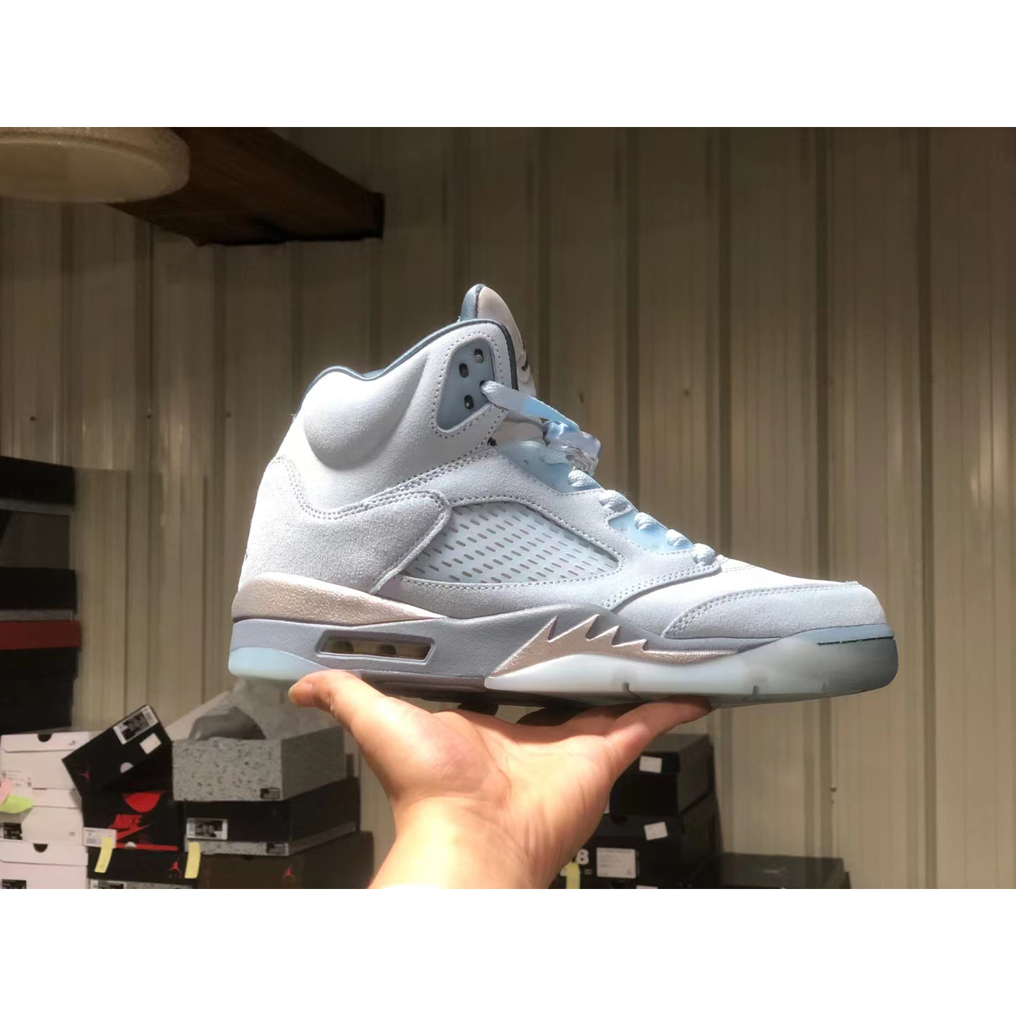 Jordan AJ5 “Blue Bird” - FashionPlug
