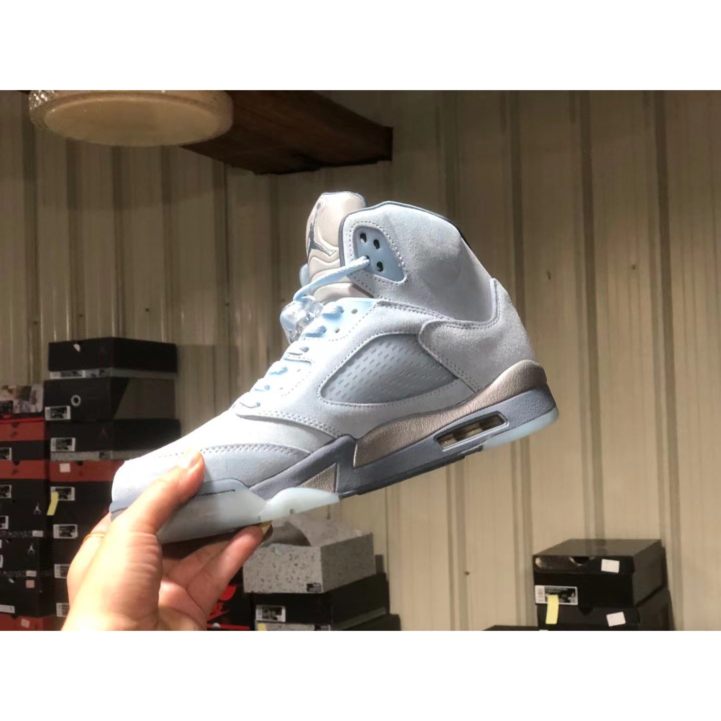 Jordan AJ5 “Blue Bird” - FashionPlug