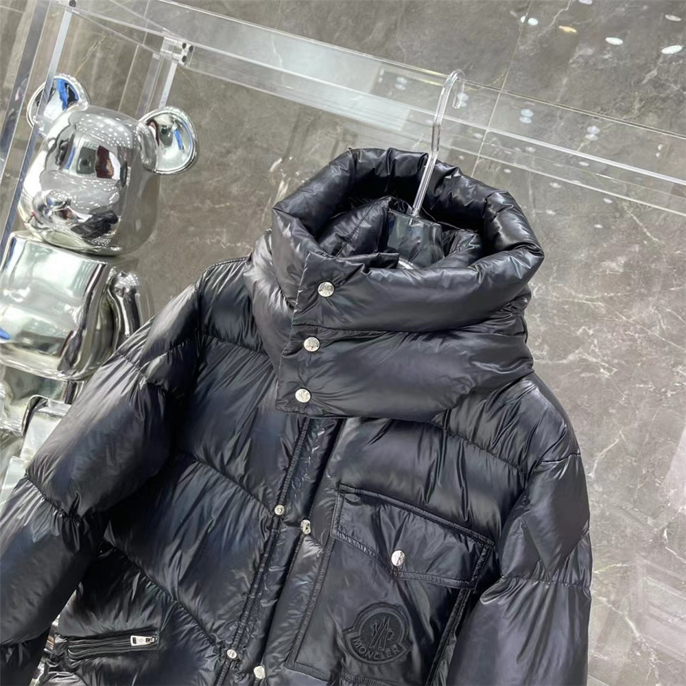 Moncler Lamentin Short Down Jacket - FashionPlug
