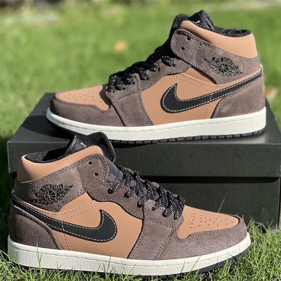 Jordan AJ1 Mid DC7294-200 - FashionPlug