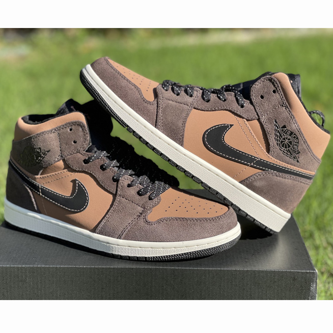 Jordan AJ1 Mid DC7294-200 - FashionPlug