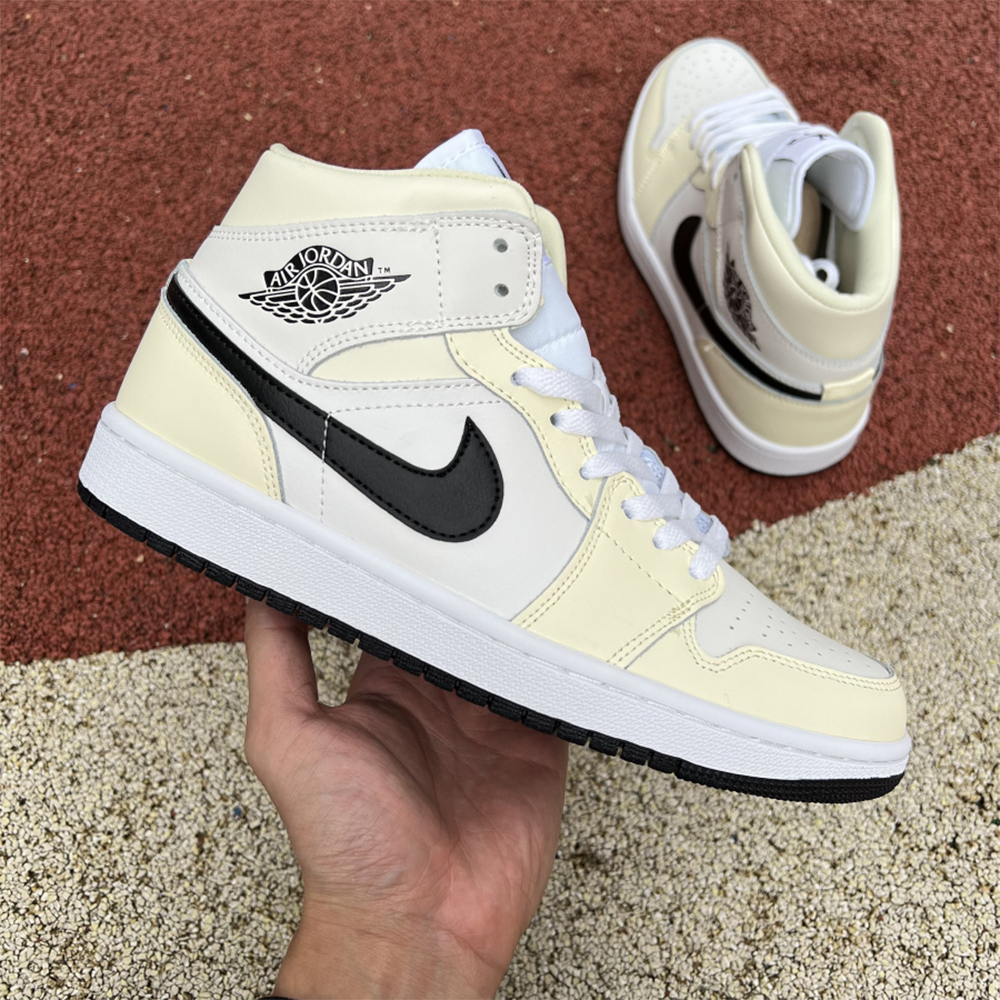 Jordan AJ1 Mid Zoom Sneakers - FashionPlug