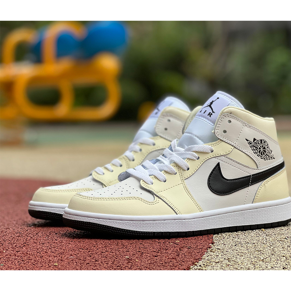 Jordan AJ1 Mid Zoom Sneakers - FashionPlug