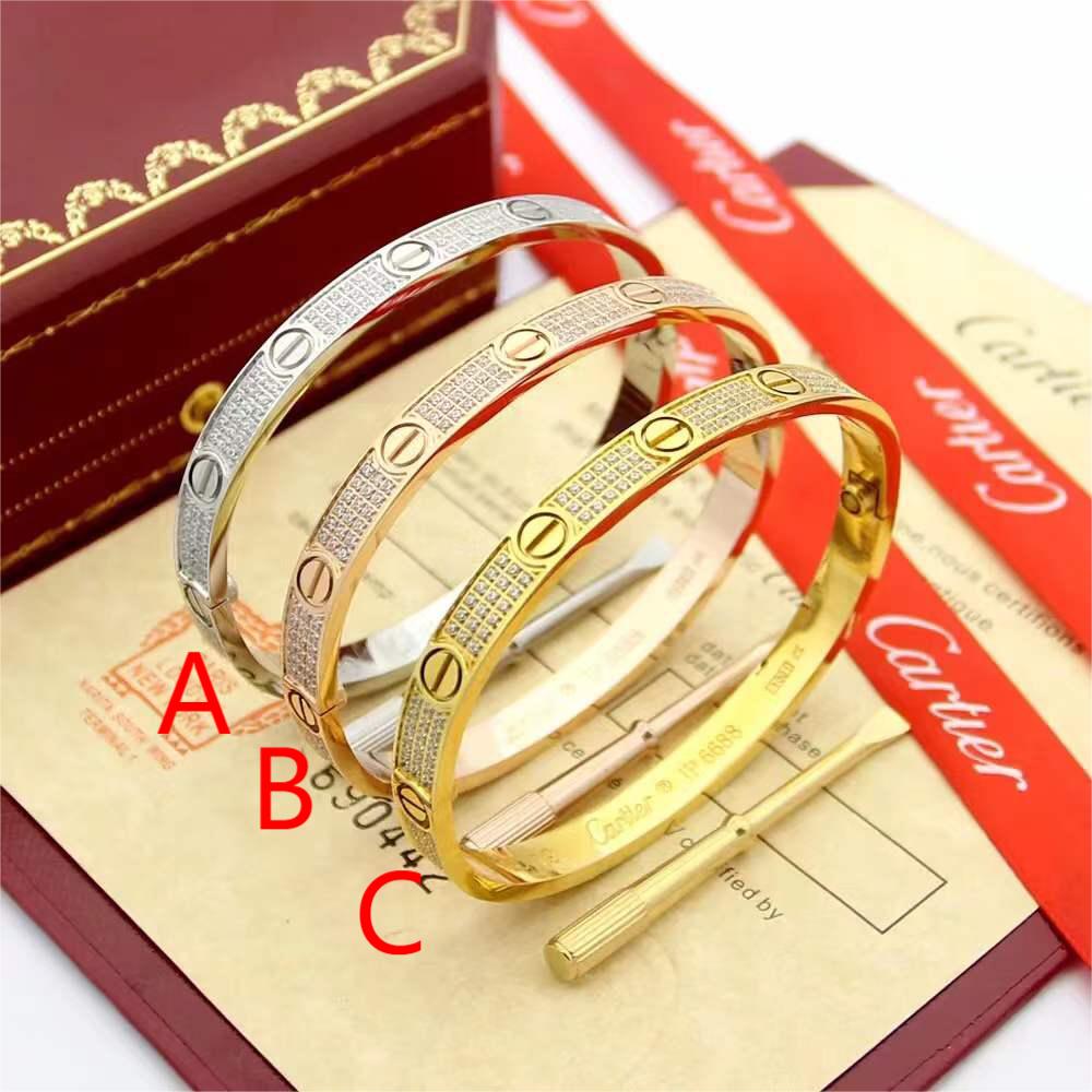 Cartier Love Bracelet - FashionPlug