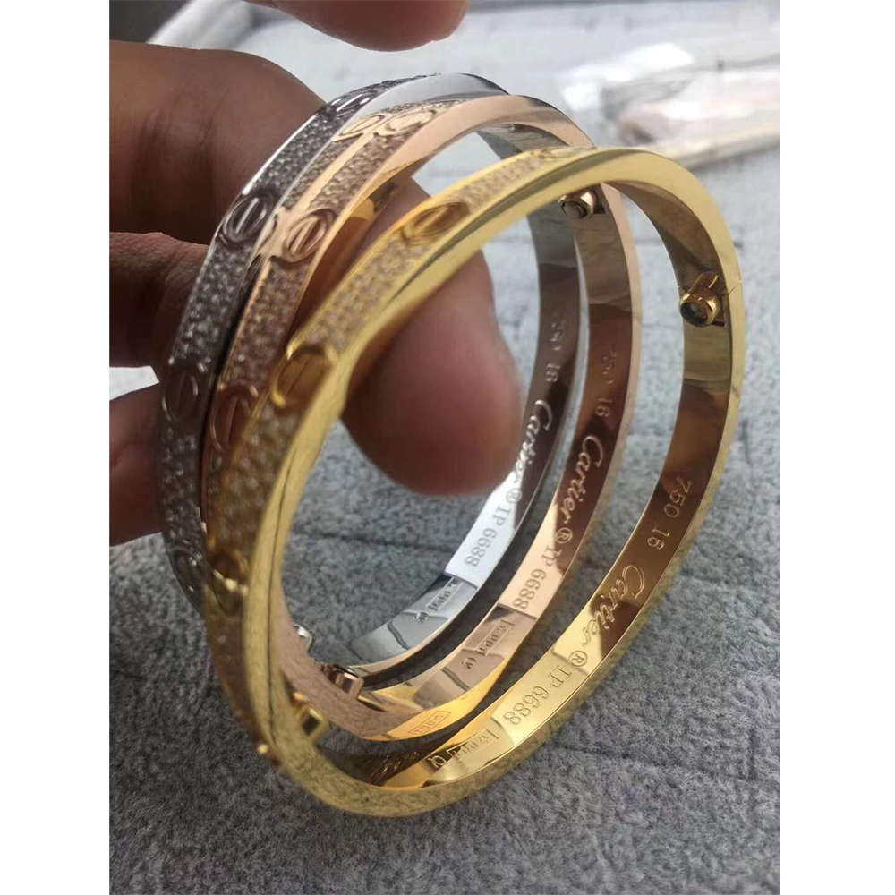 Cartier Love Bracelet - FashionPlug