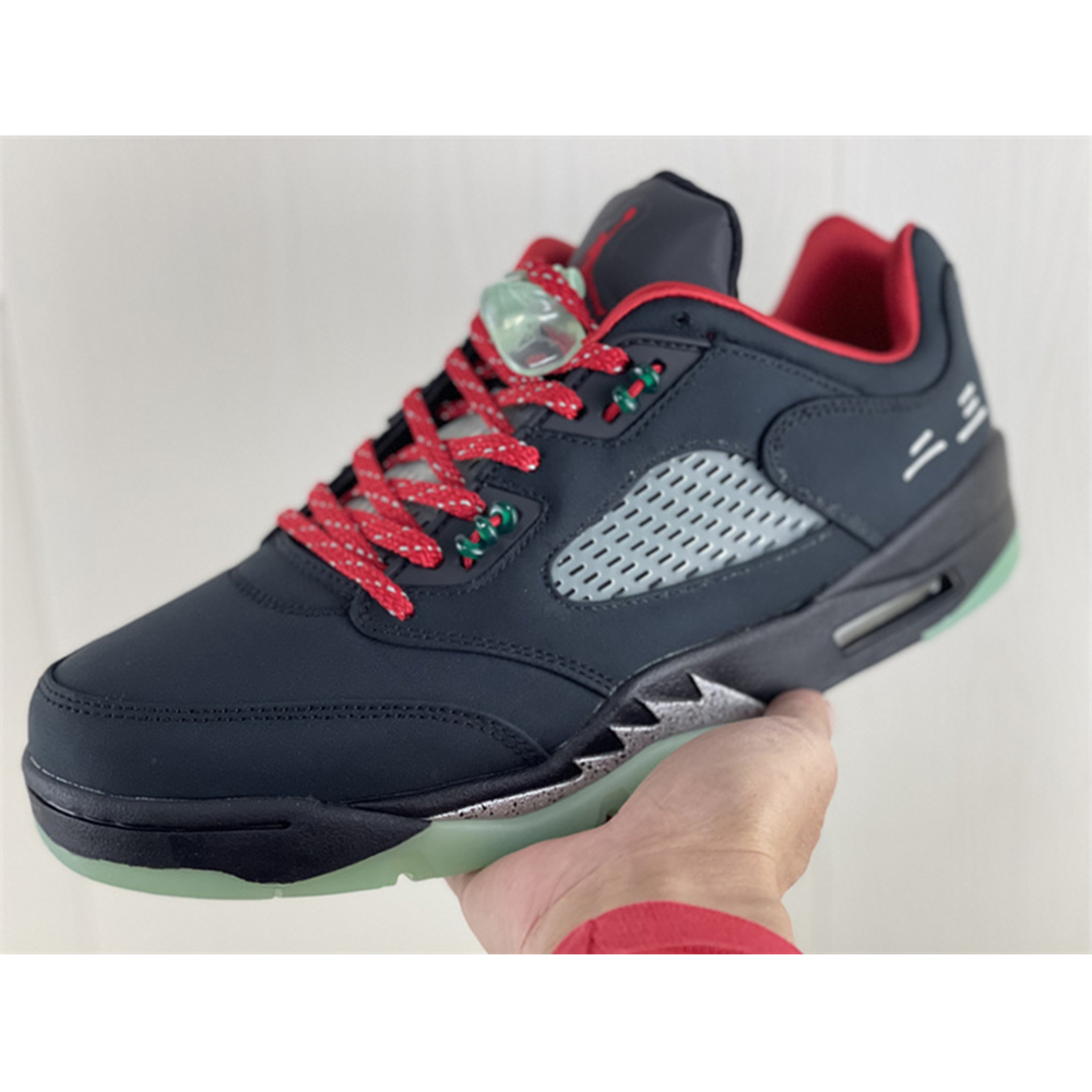 Jordan Clot X AJ5 Low Sneakers - FashionPlug