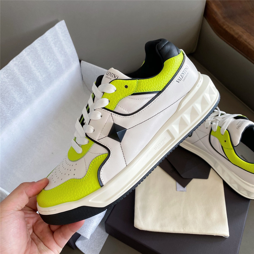 Valenti  Garavani One Stud Low-Top Sneaker In Nappa - FashionPlug