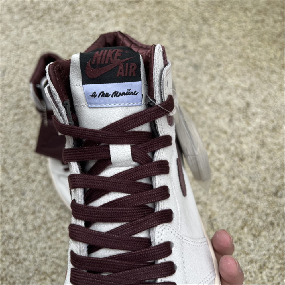 Jordan AJ1 Sneaker - FashionPlug