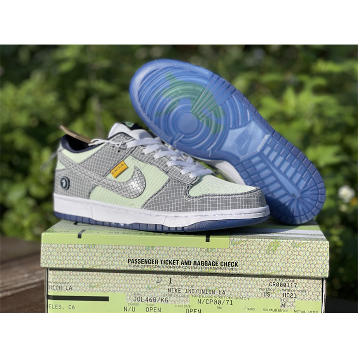 Union X Nike Dunk Low Sneaker - FashionPlug