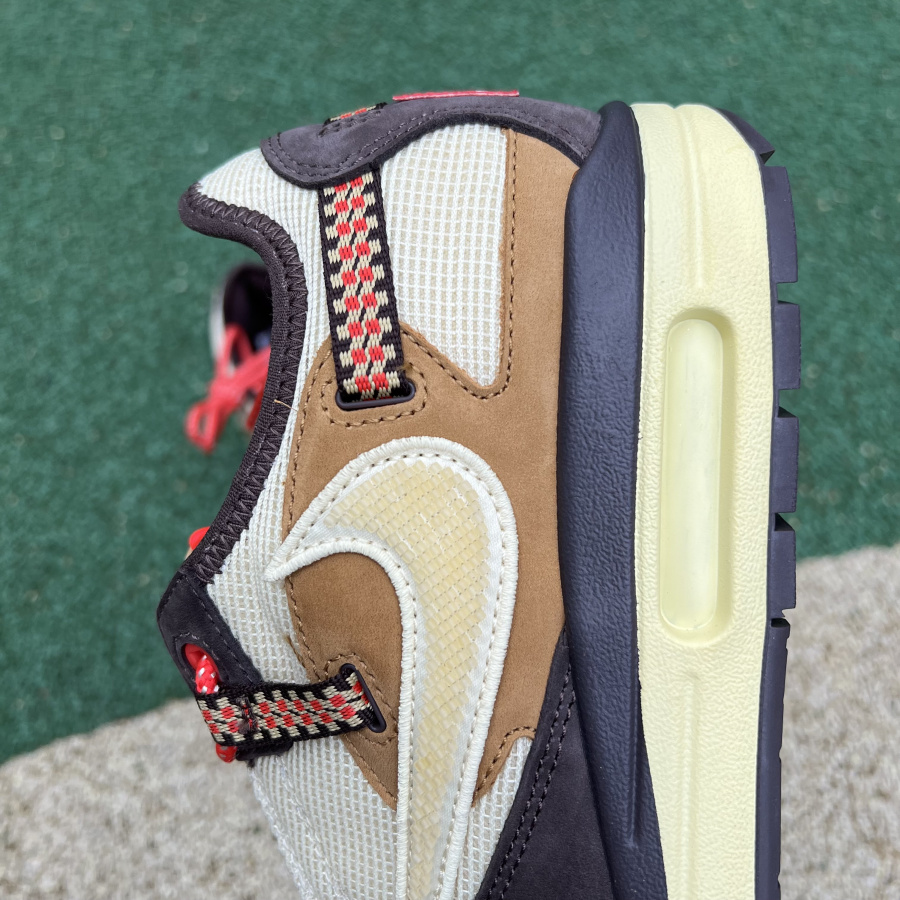 Nike Travis Scott X Max1 - FashionPlug