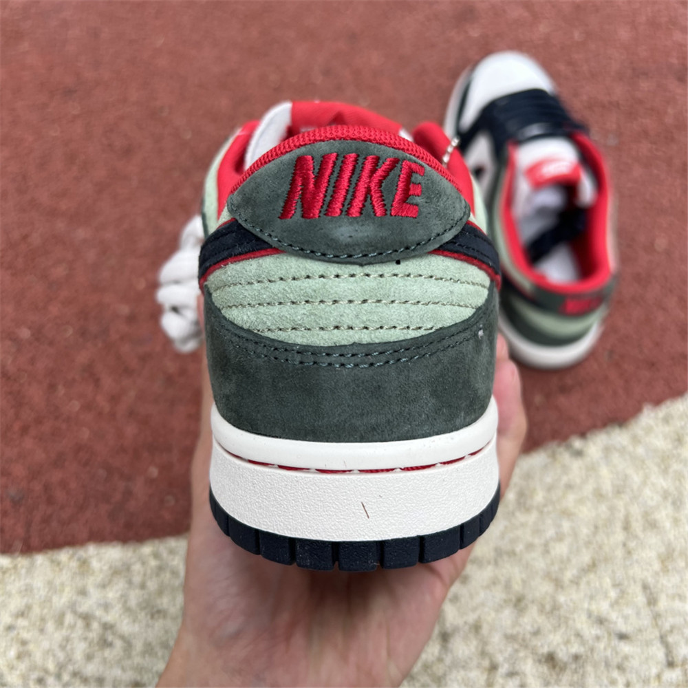 Nike Dunk Low Sneaker - FashionPlug