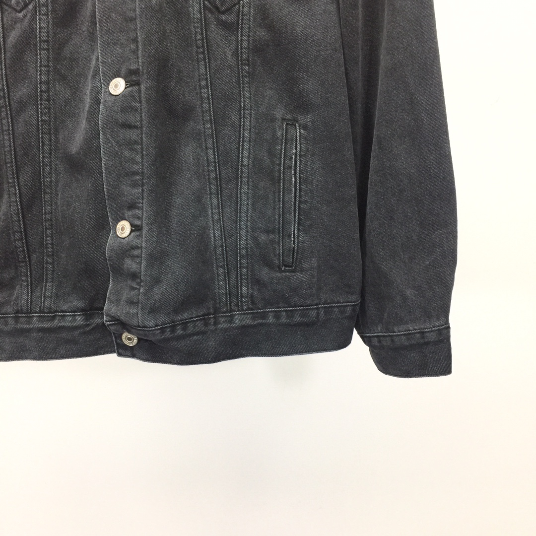 Balenciaga Spray Paint Logo Denim Jacket - FashionPlug