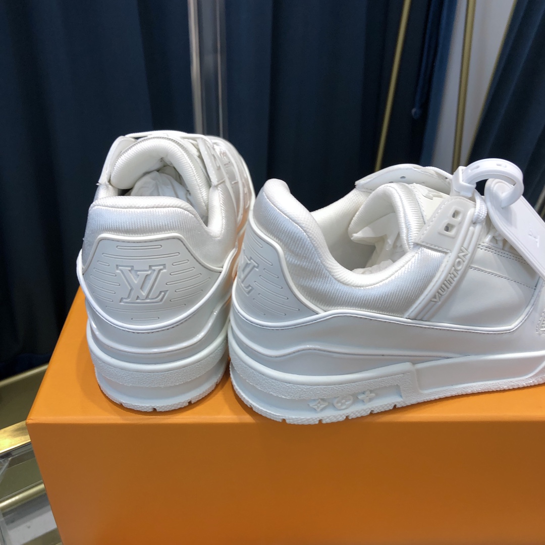 Louis Vuitton Trainer Sneaker(Upon UK Size) - FashionPlug