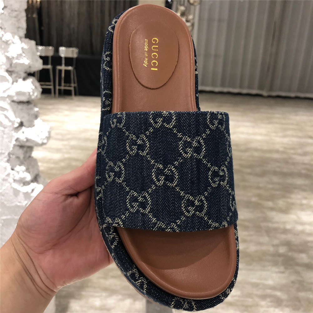 Gucci Women's Platform Slide Sandal(Blue and Ivory) - FashionPlug