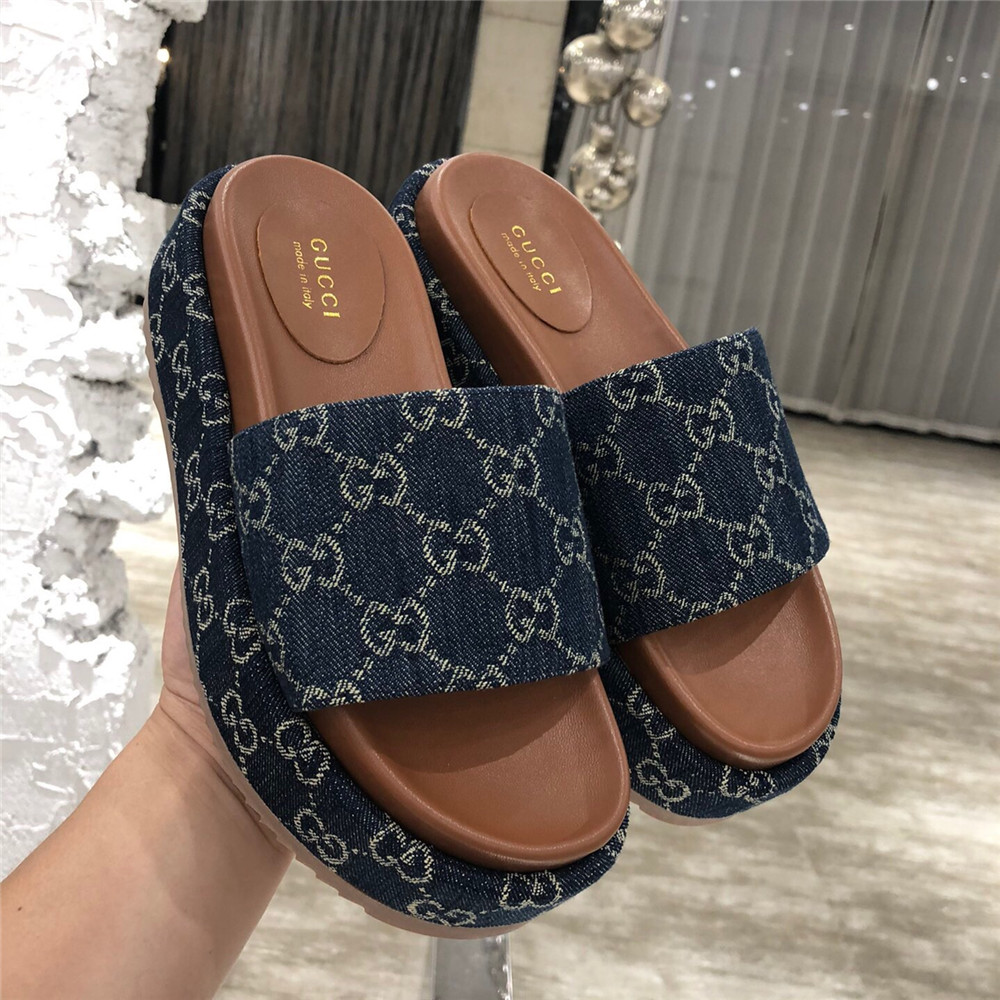 Gucci Women's Platform Slide Sandal(Blue and Ivory) - FashionPlug