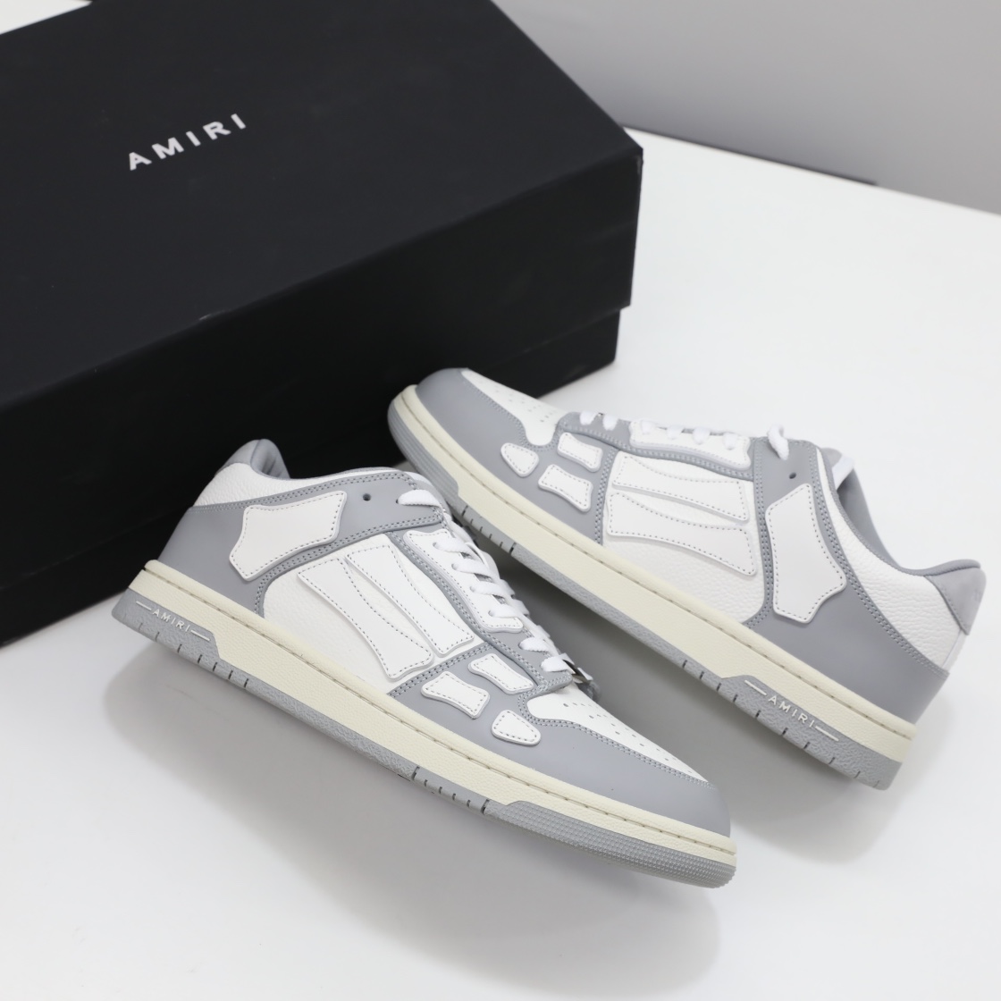 Amiri Skel-Top Low Sneaker Grey/White - FashionPlug