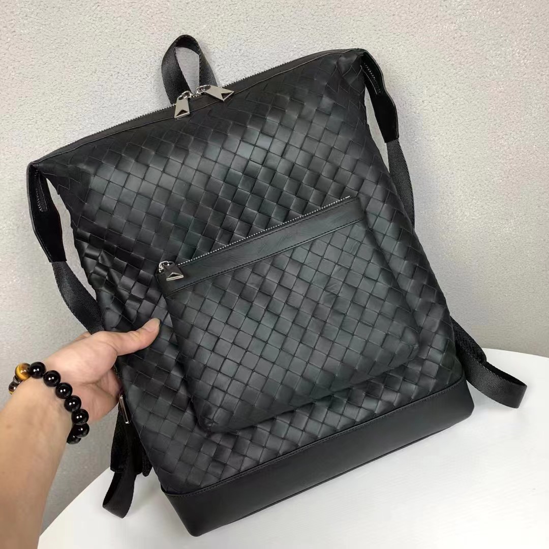 Bottega Veneta  Backpack  - FashionPlug