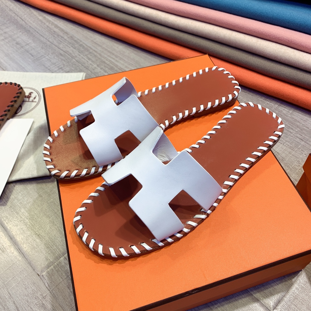 Hermes Leather Oran Sandals - FashionPlug