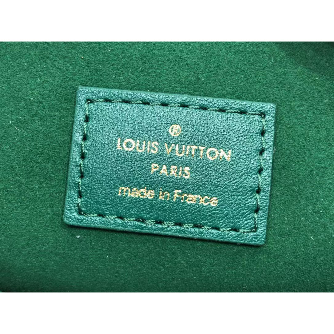 Louis Vuitton  BB Handbag （21 x 16 x 7cm） - FashionPlug