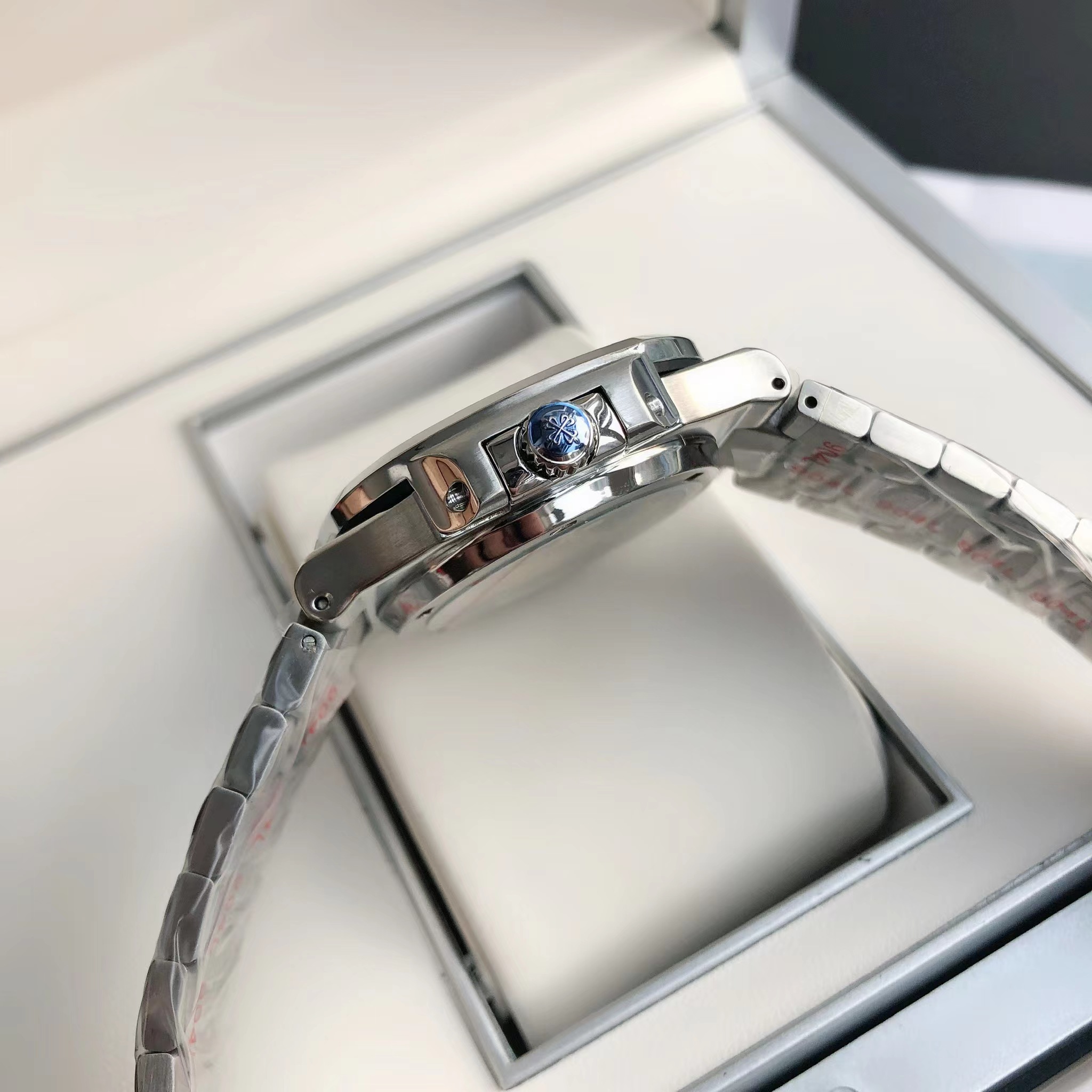 Patek Philipps Sa X Supreme Watch - FashionPlug