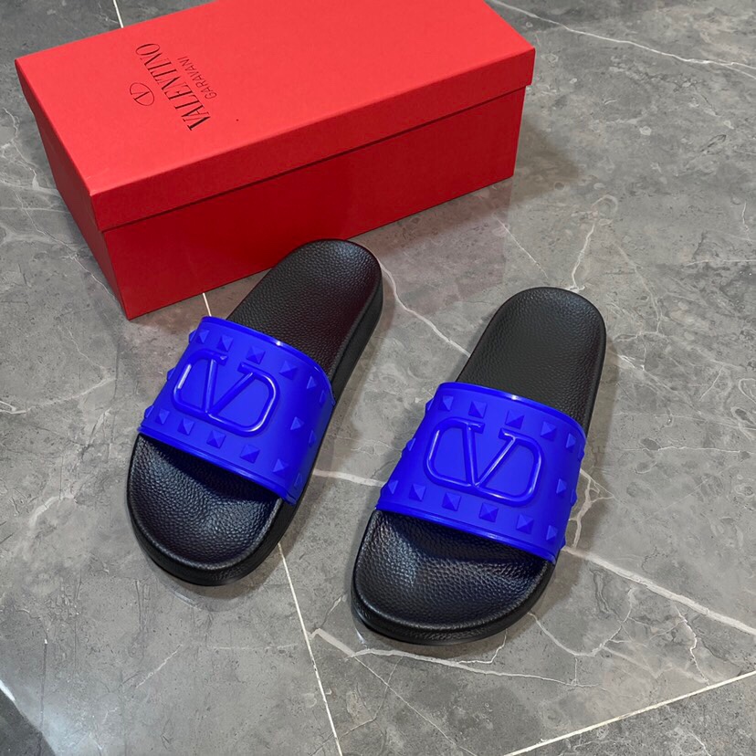 Valenti Garavani Summer V Logo Singature Sandal In Blue - FashionPlug