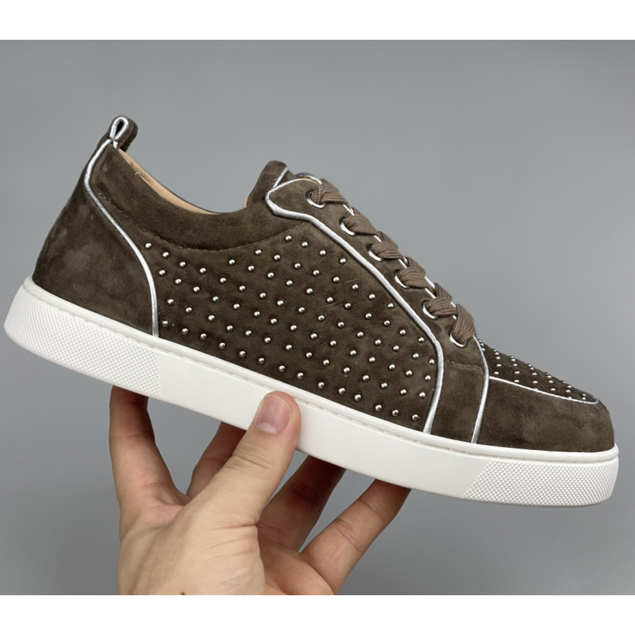 Christian Louboutin Sneaker - FashionPlug