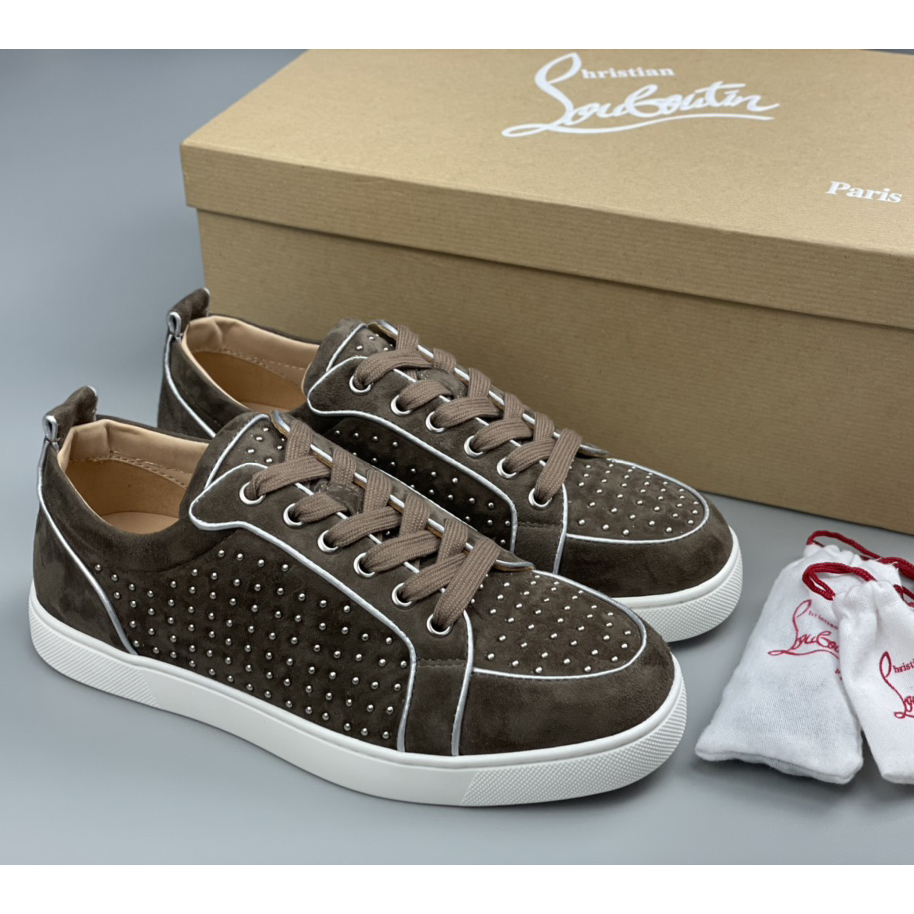 Christian Louboutin Sneaker - FashionPlug