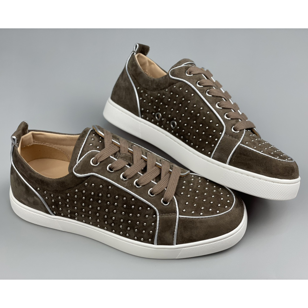 Christian Louboutin Sneaker - FashionPlug