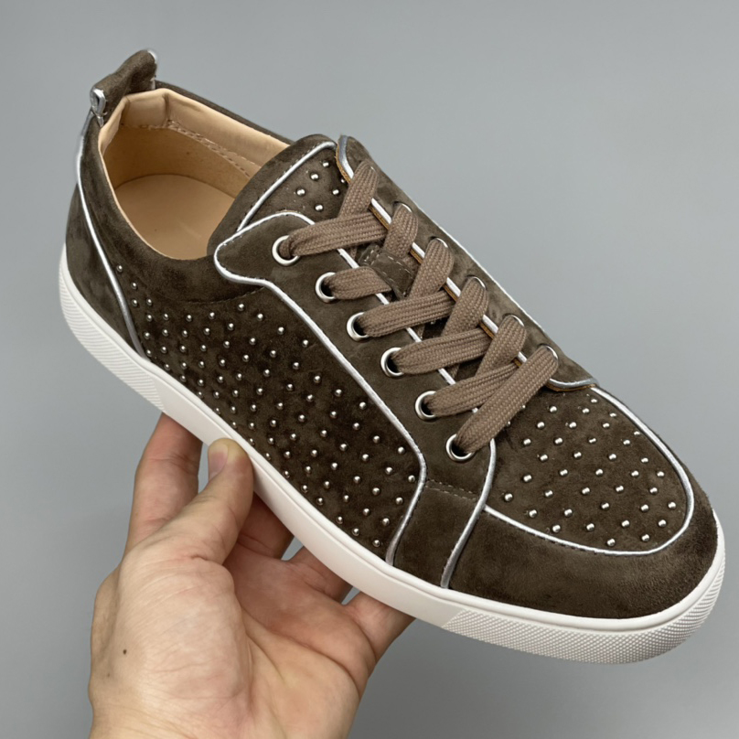 Christian Louboutin Sneaker - FashionPlug