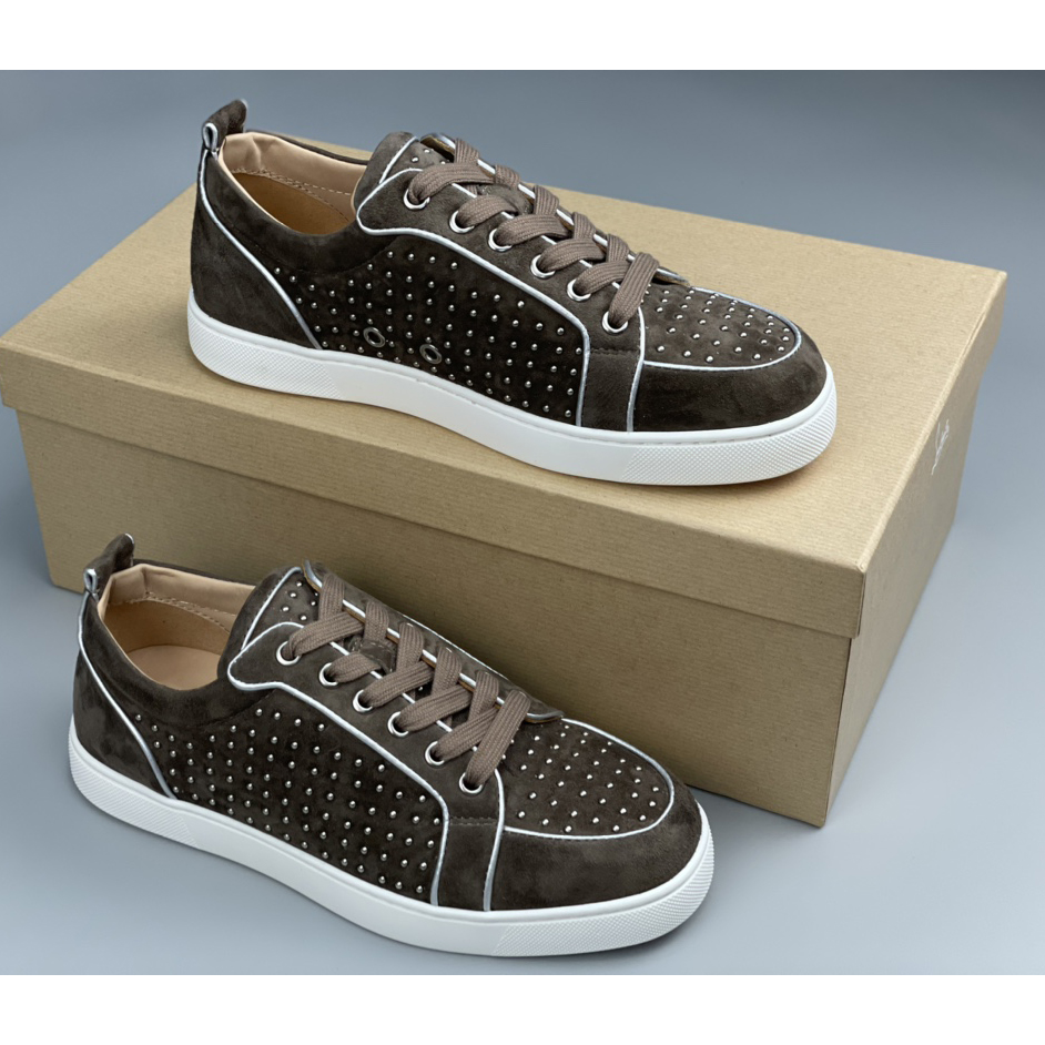 Christian Louboutin Sneaker - FashionPlug