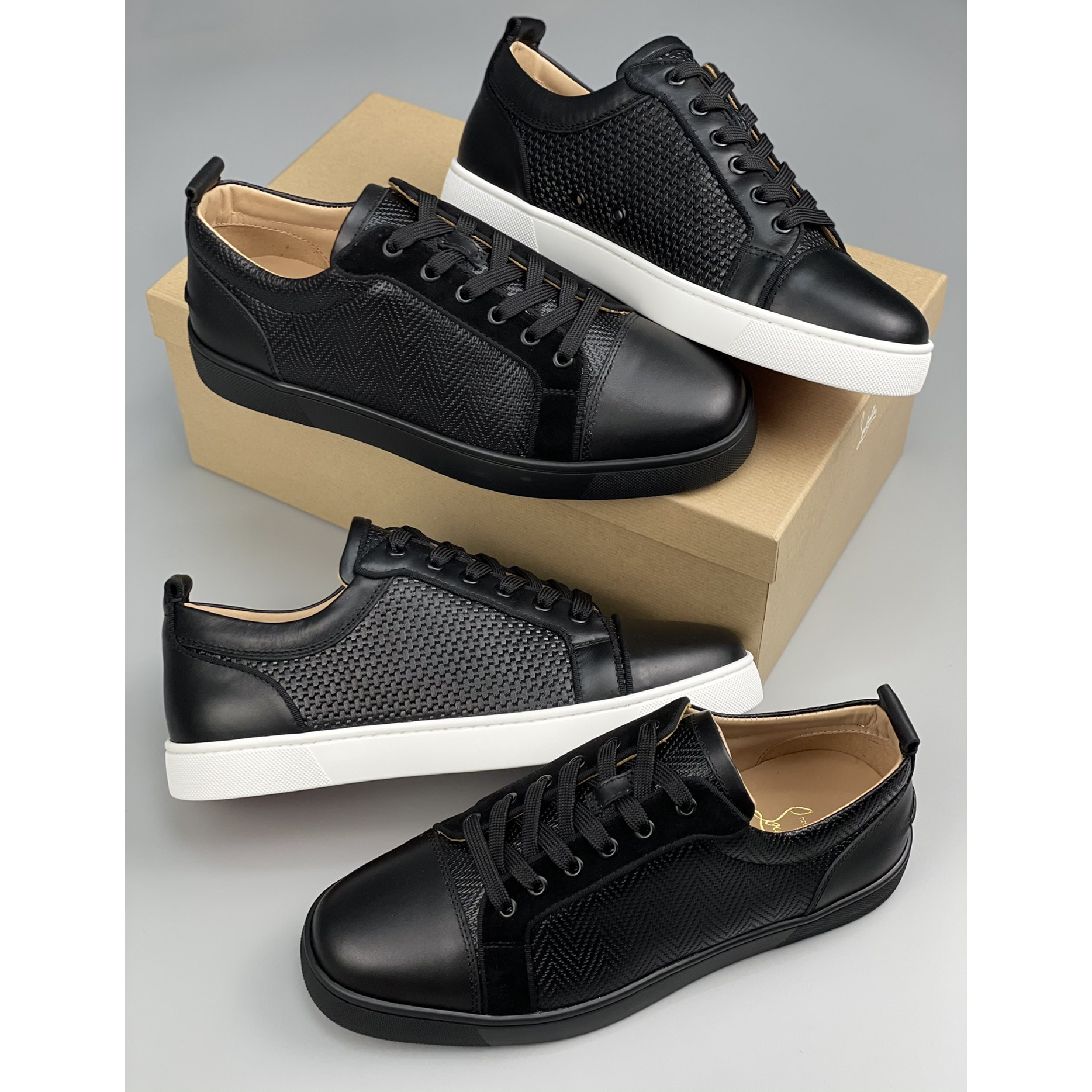 Christian Louboutin Sneaker - FashionPlug