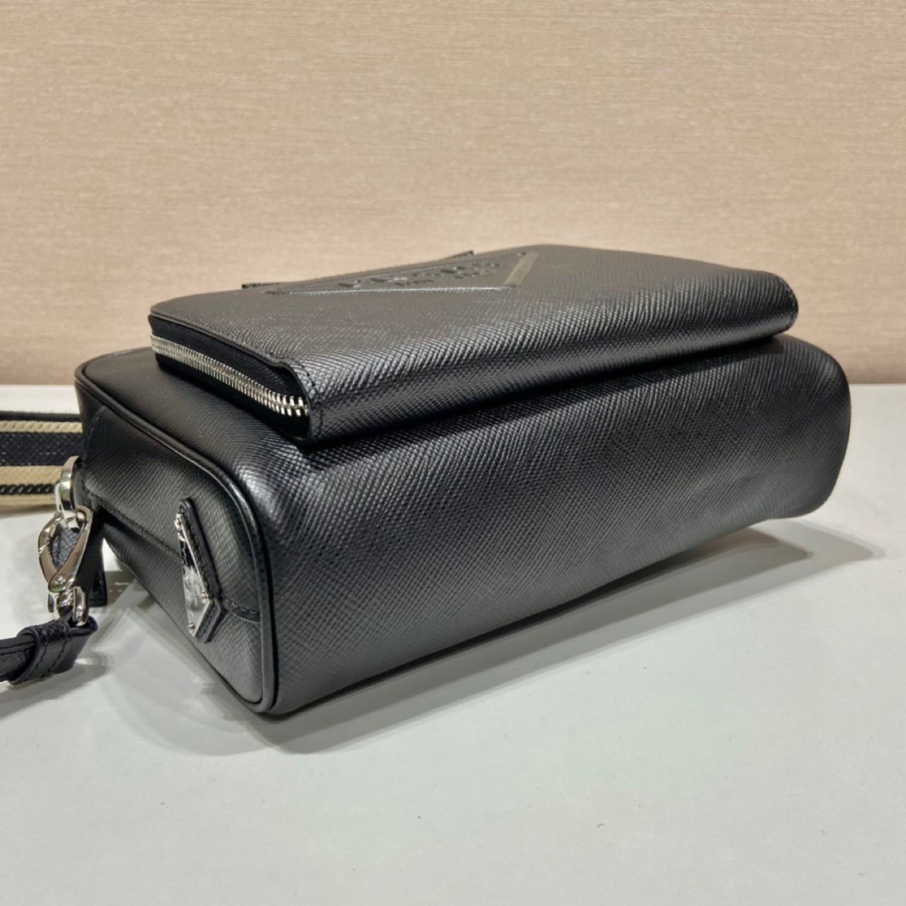 Prada Saffiano Leather Shoulder Bag(24-18-6cm) - FashionPlug