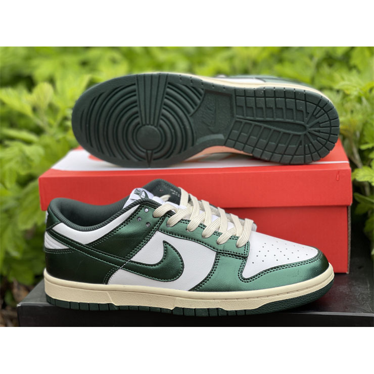 Nike Dunk Low “Vintage Green” Sneaker DQ8580-100 - FashionPlug