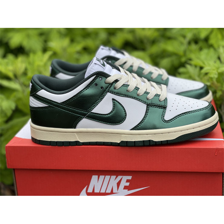 Nike Dunk Low “Vintage Green” Sneaker DQ8580-100 - FashionPlug